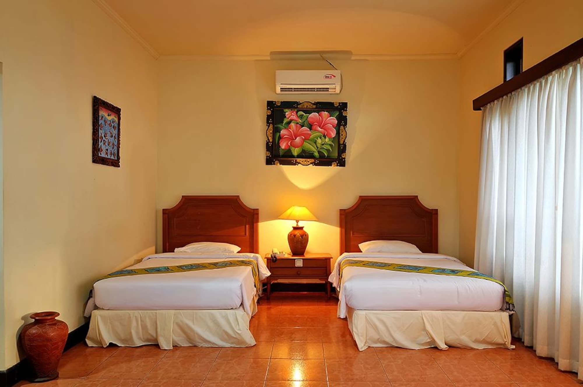 Dewi Sinta Hotel And Restaurant Tanah Lot  Exterior photo